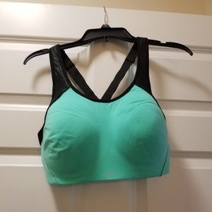 VS SPORT BRA MINT COLOR SIZE 38D